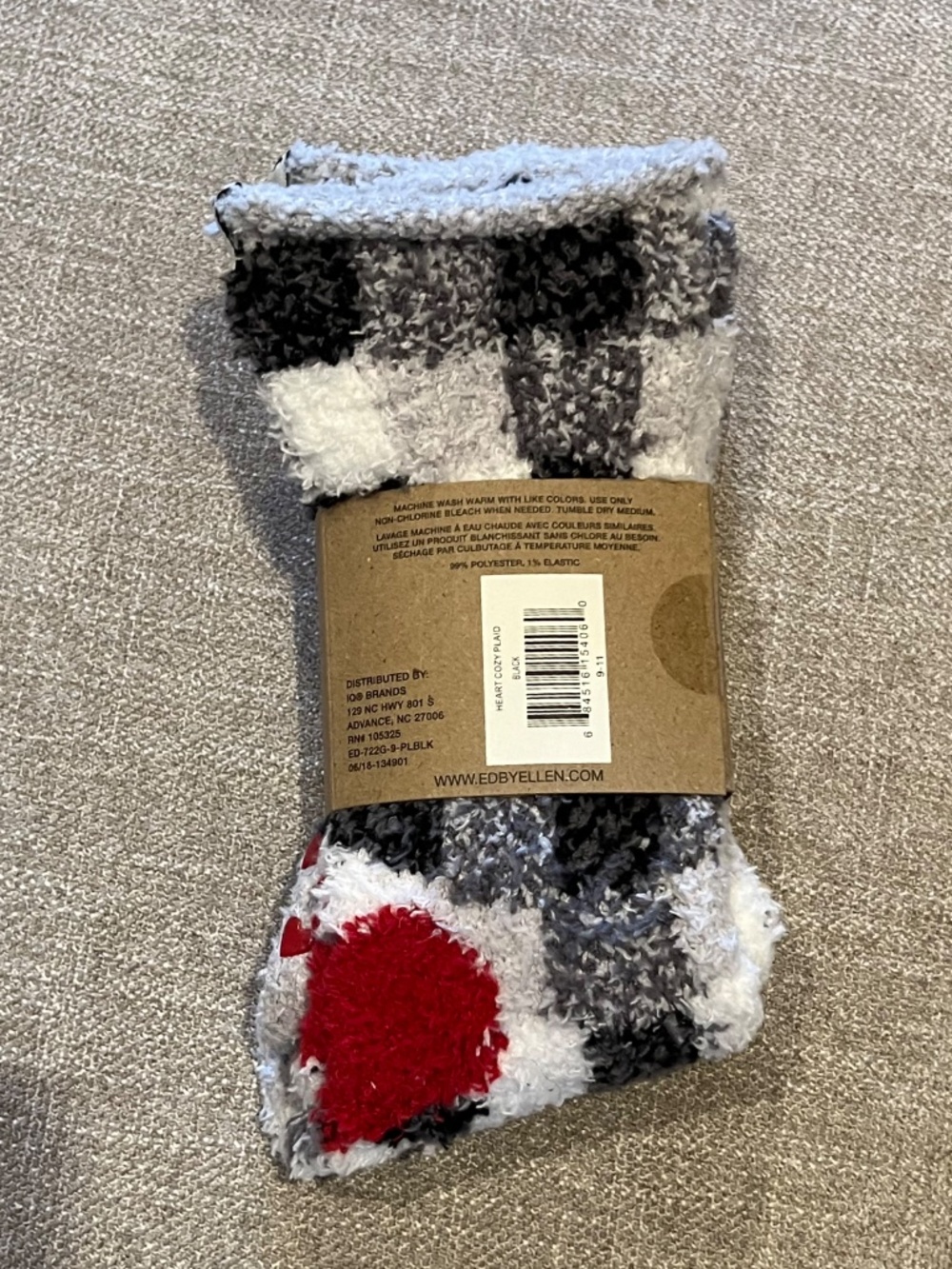Ellen Degeneres Cozy Plush Socks Black/White Plaid w Red Heart Soles Cozy & Warm - Picture 2 of 5